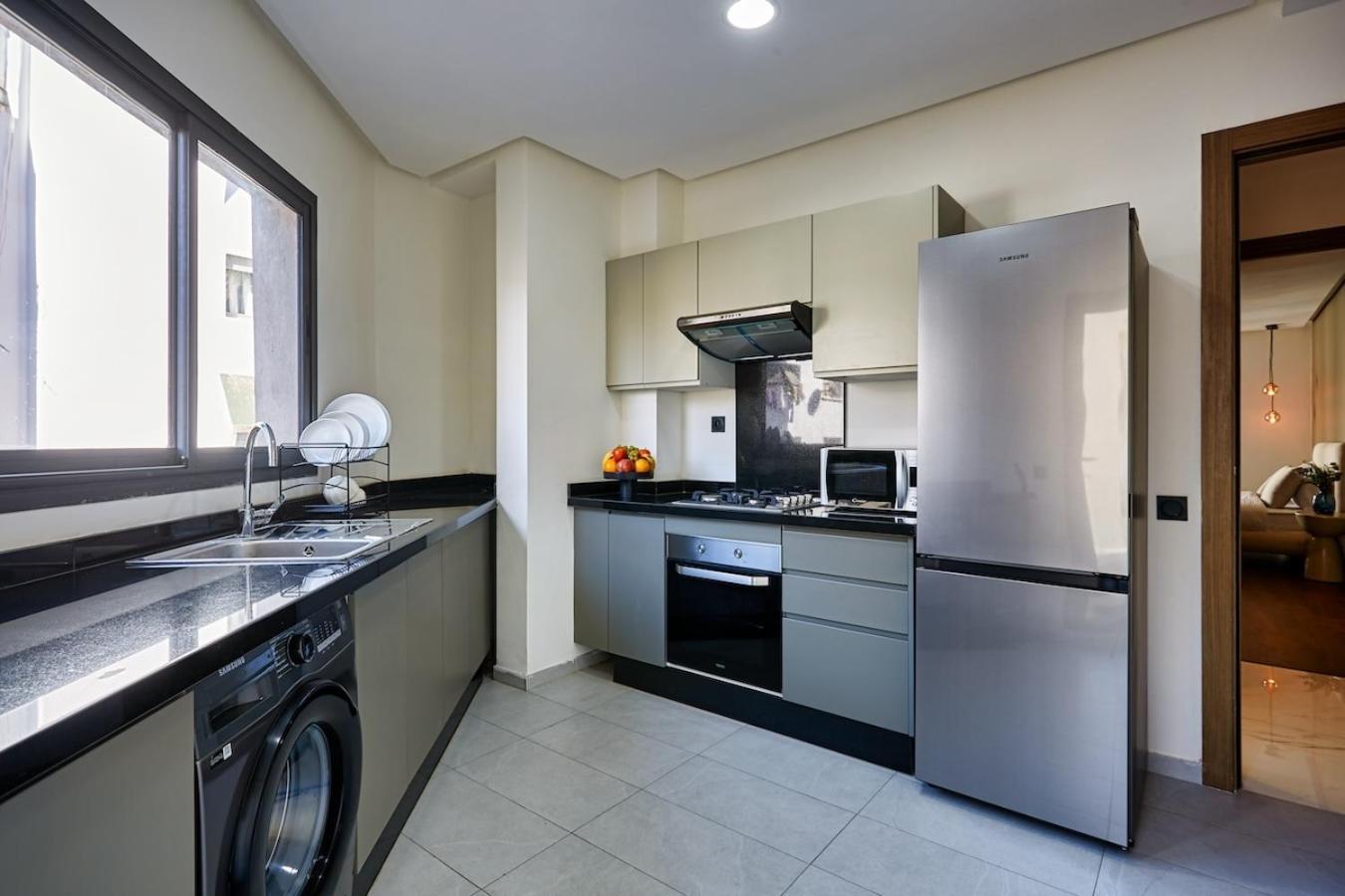 Your Home Away From Home 2 Bed Flat With Parking Καζαμπλάνκα Εξωτερικό φωτογραφία